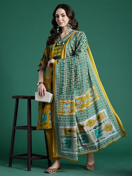 Women's Straight Pure Cotton Geometric Printed Kurta & Pant with Dupatta Set