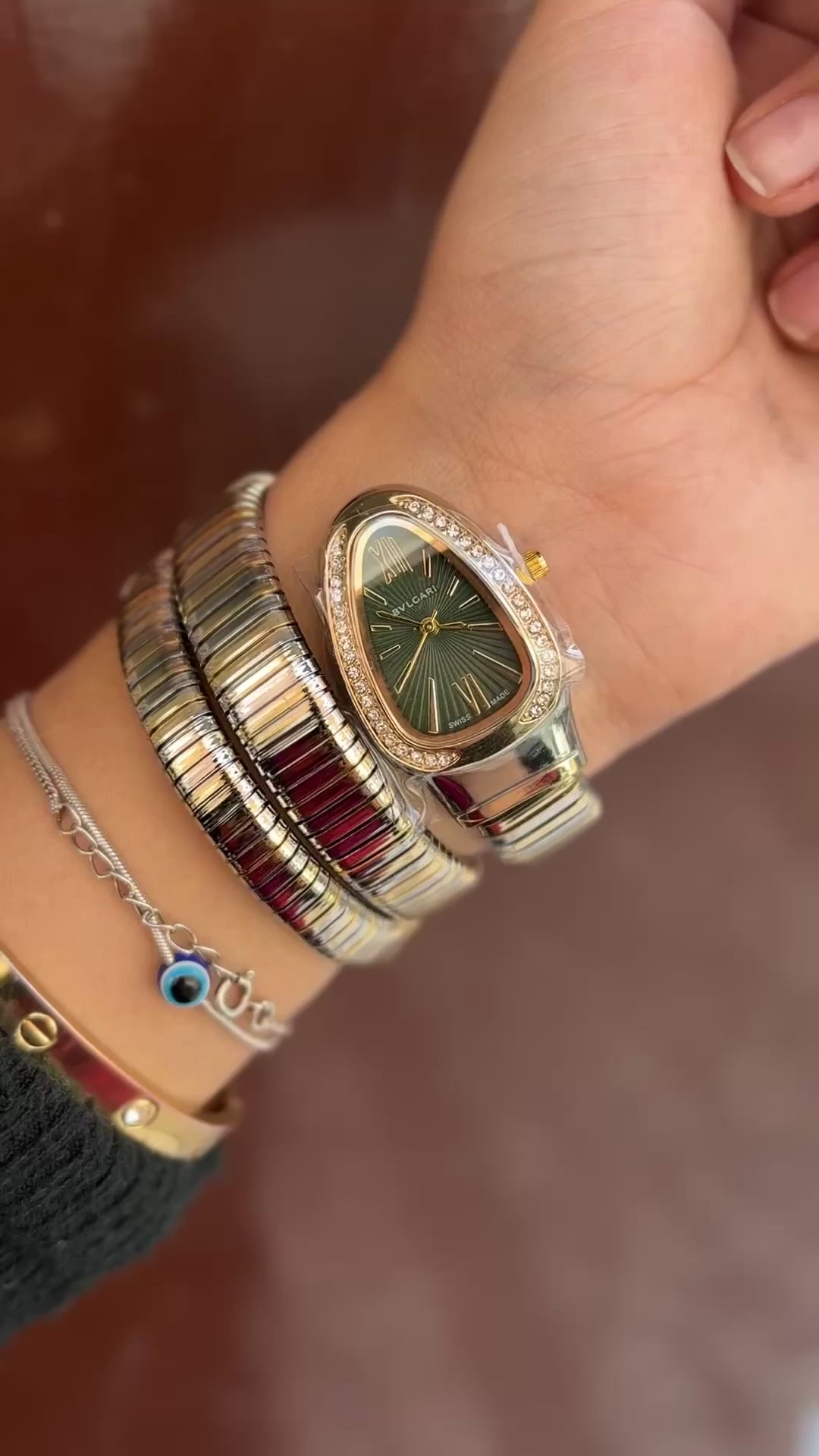 Dual Golden Women Spiral Watch (Green Dial)